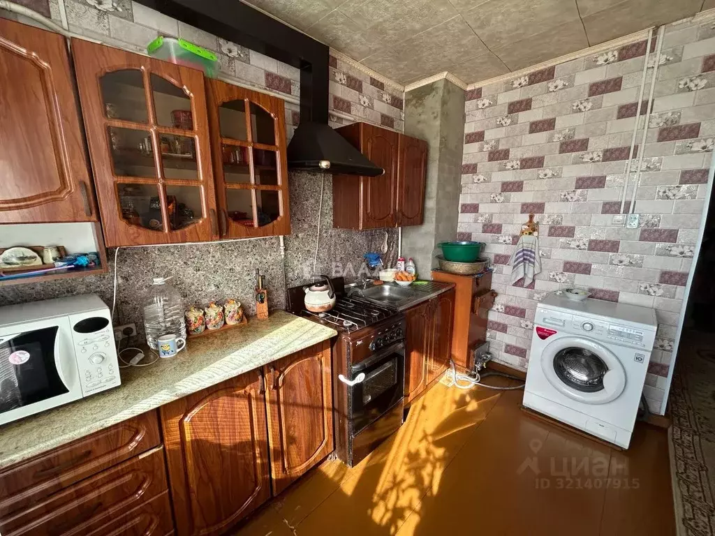 Дом в Пензенская область, Бессоновский район, с. Лопатки Молодежная ... - Фото 1