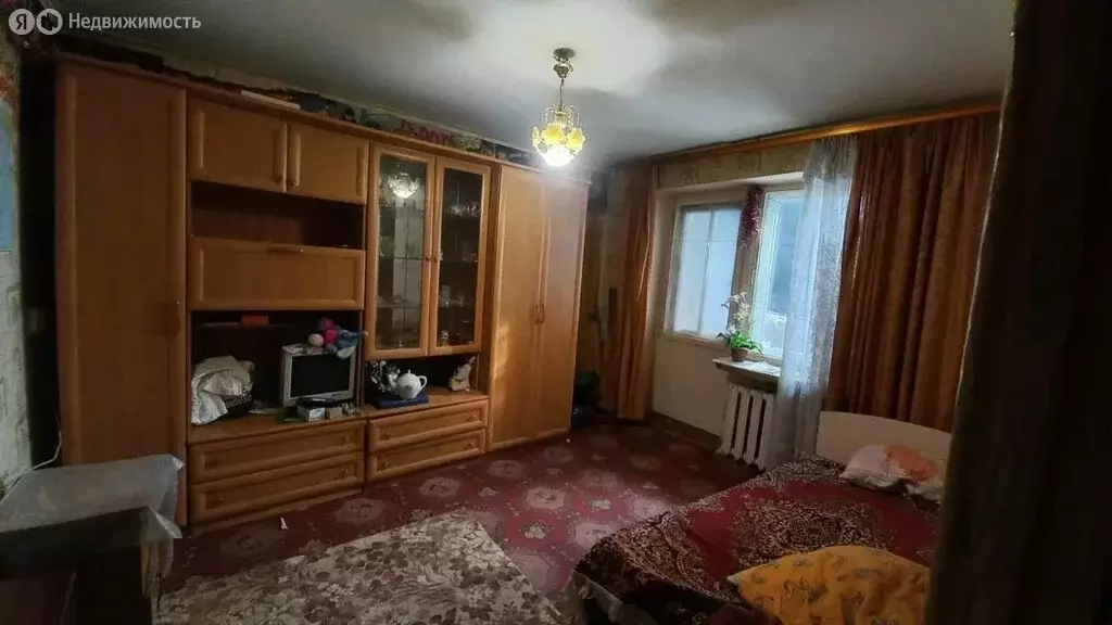 3-комнатная квартира: Каменск-Шахтинский, переулок Башкевича, 117 ... - Фото 1