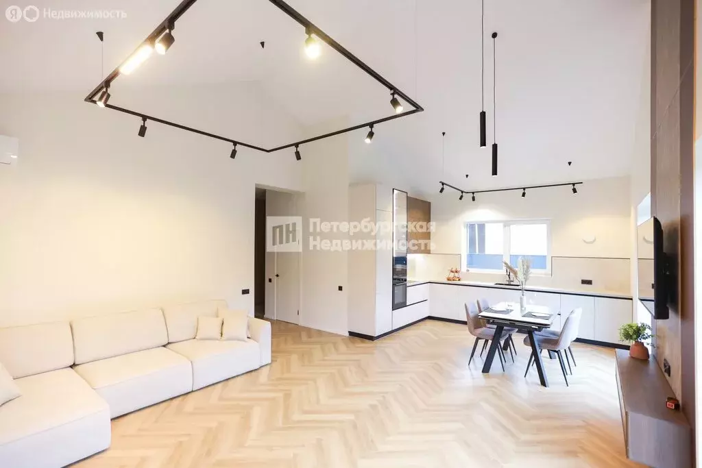 Дом в Ленинградская область, Гатчинский муниципальный округ, деревня ... - Фото 1