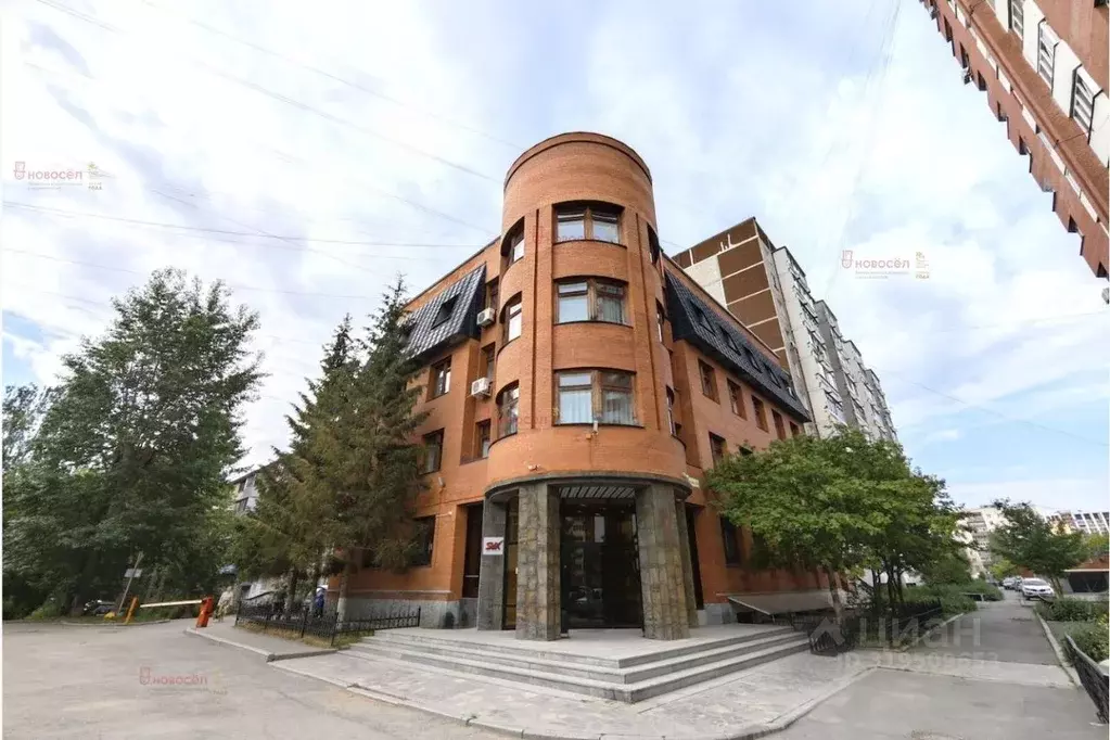 Склад в Свердловская область, Екатеринбург ул. Куйбышева, 82А (49 м) - Фото 0