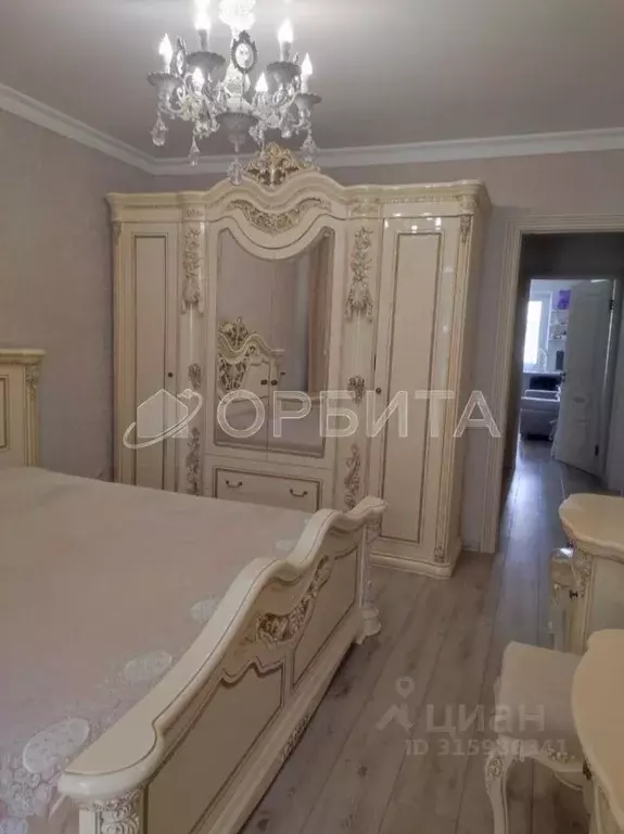 3-к кв. Тюменская область, Тюмень ул. Николая Никитина, 4к1 (92.3 м) - Фото 1