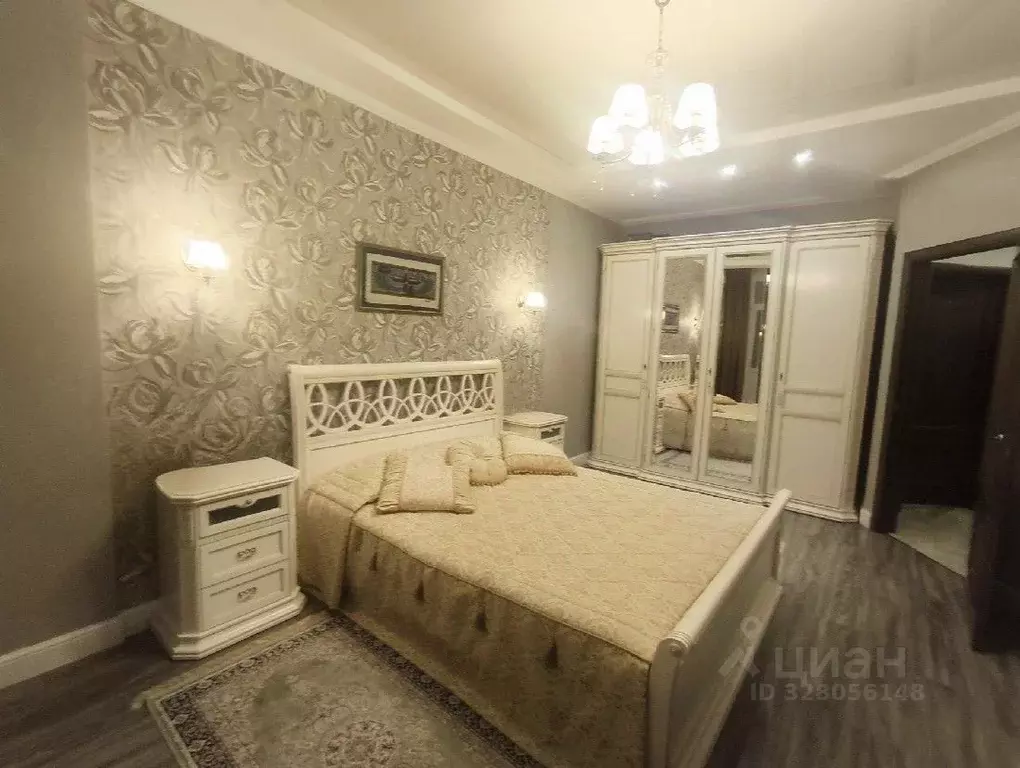 3-к кв. Москва пос. Коммунарка, ул. Бачуринская, 19 (90.0 м) - Фото 1