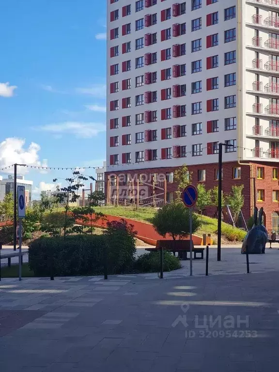 3-к кв. Тюменская область, Тюменский район, д. Дударева ул. Тюменская, ... - Фото 0