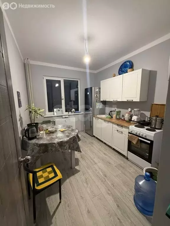 4-комнатная квартира: Якутск, улица Летчицы Веры Захаровой, 15/3 (91.9 ... - Фото 1