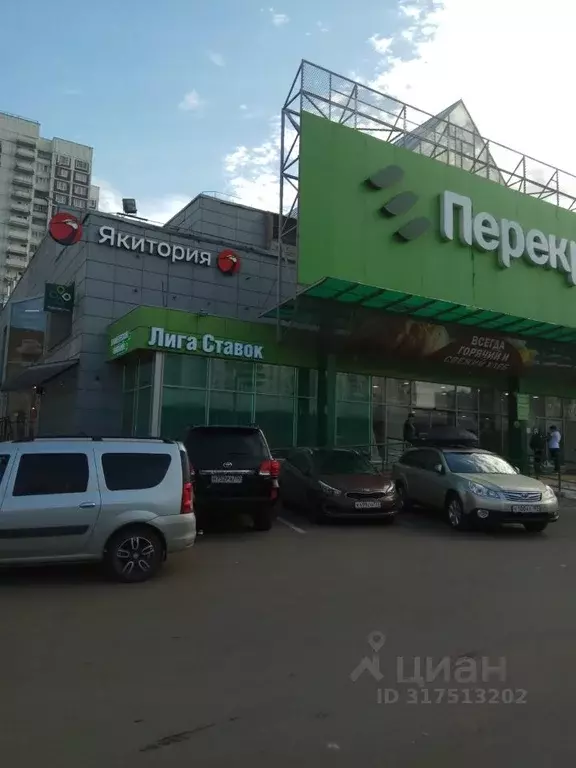 Помещение свободного назначения в Москва бул. Адмирала Ушакова, 7 (563 ... - Фото 0