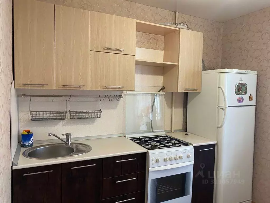 1-к кв. Татарстан, Альметьевск ул. Гафиатуллина, 49 (36.0 м) - Фото 0