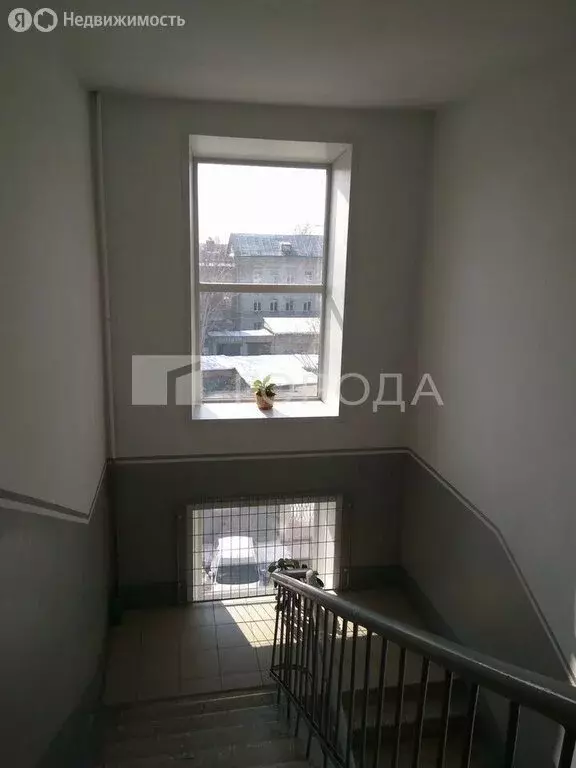 3-комнатная квартира: Барнаул, Пролетарская улица, 67/28 (76 м) - Фото 0