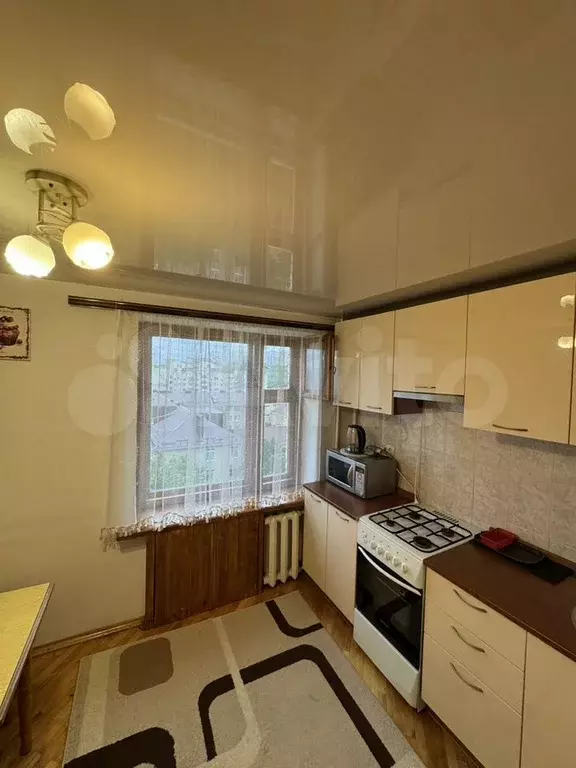 1-к. квартира, 40 м, 8/10 эт. - Фото 1