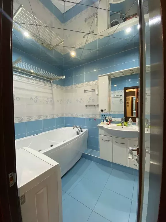 Продаётся 2-к квартира, 57 м - Фото 0