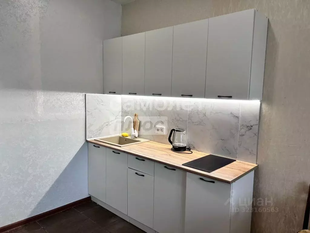 Студия Липецкая область, Липецк Сырский Рудник мкр, ул. Ударников, 24 ... - Фото 1