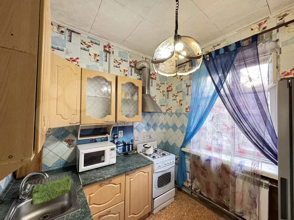 2-к. квартира, 50 м, 1/3 эт. - Фото 0