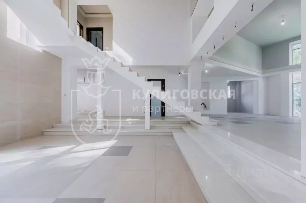 Коттедж в Свердловская область, Екатеринбург ул. Фабричная, 147 (432 ... - Фото 2