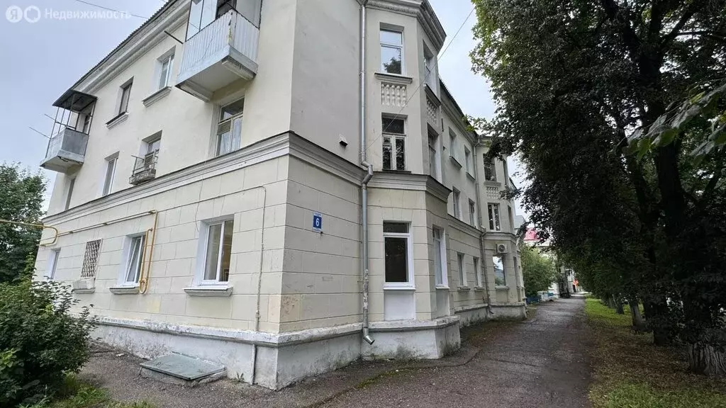 3-комнатная квартира: Октябрьский, улица Горького, 6 (73.2 м) - Фото 1