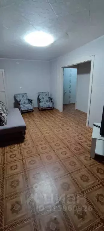 2-к кв. Удмуртия, Глазов ул. Ленина, 11Б (43.0 м) - Фото 0