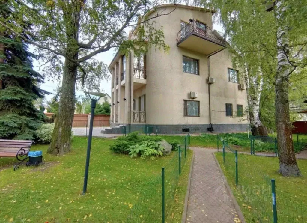 Дом в Московская область, Люберцы городской округ, Красково пгт ул. ... - Фото 2