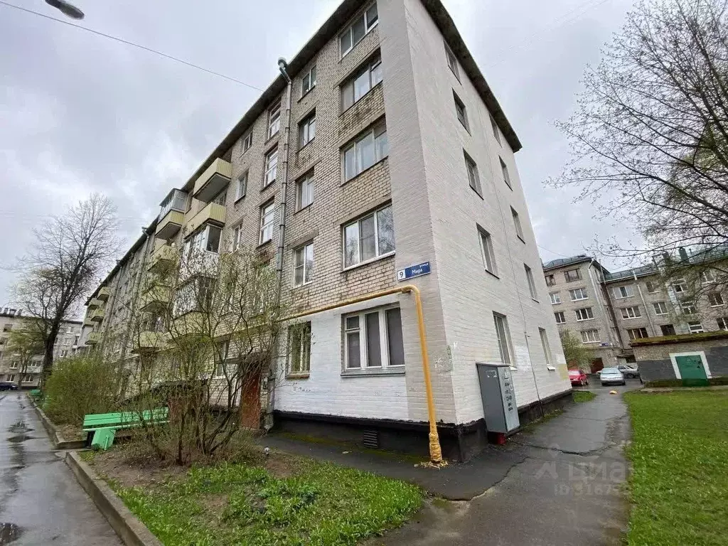 3-к кв. Ленинградская область, Кириши ул. Мира, 9 (52.2 м) - Фото 0