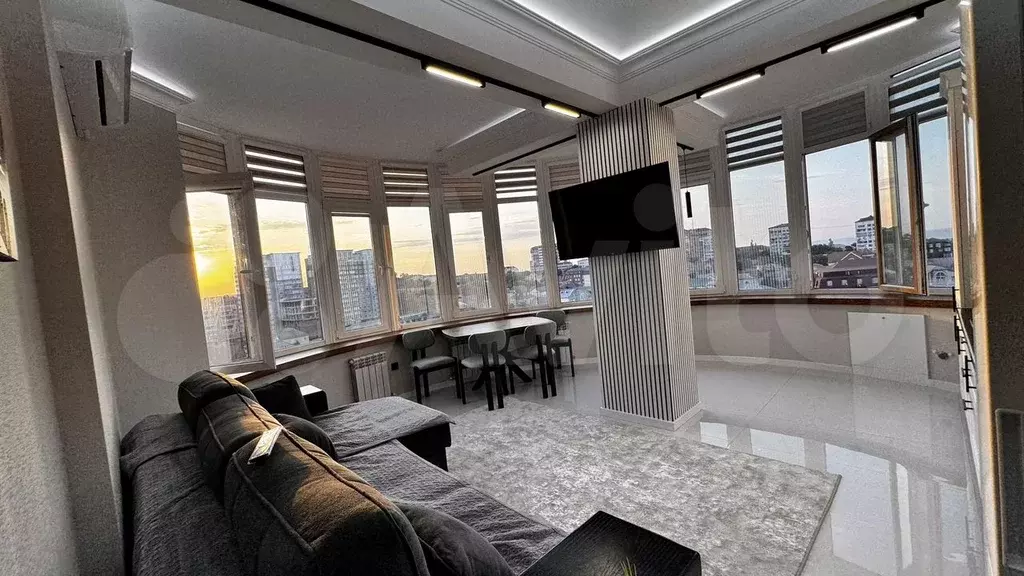 2-к. квартира, 60 м, 9/12 эт. - Фото 0