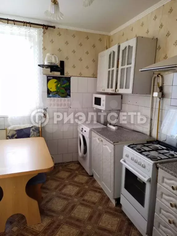 2-к. квартира, 45,6 м, 5/5 эт. - Фото 0