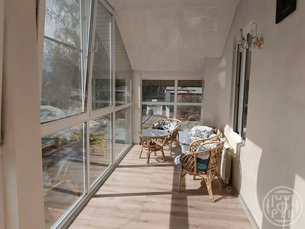 Дом в Ленинградская область, Ломоносовский район, Виллозское городское ... - Фото 1