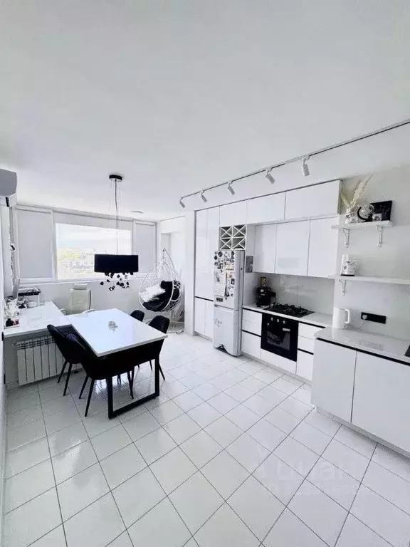 1-к кв. Севастополь ул. Руднева, 28В (56.4 м) - Фото 1