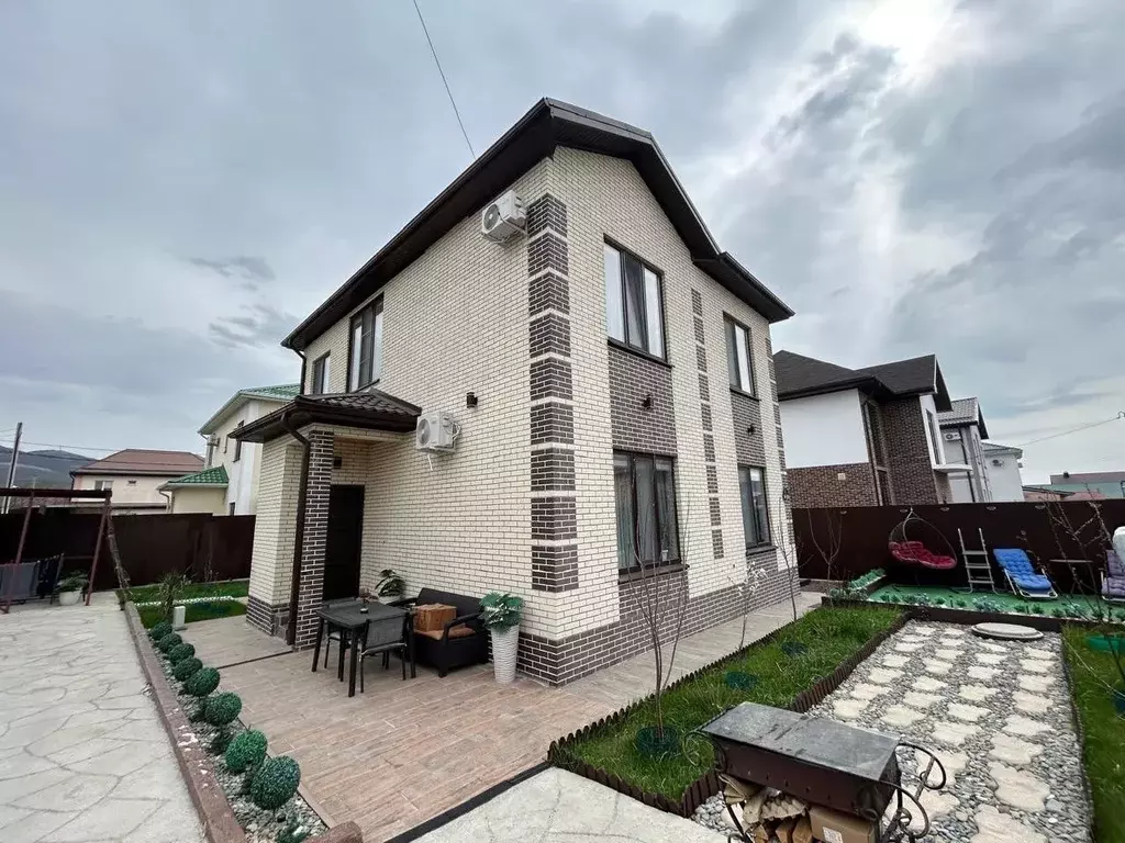 Дом в Краснодарский край, Новороссийск Цемдолина тер., ул. ... - Фото 0