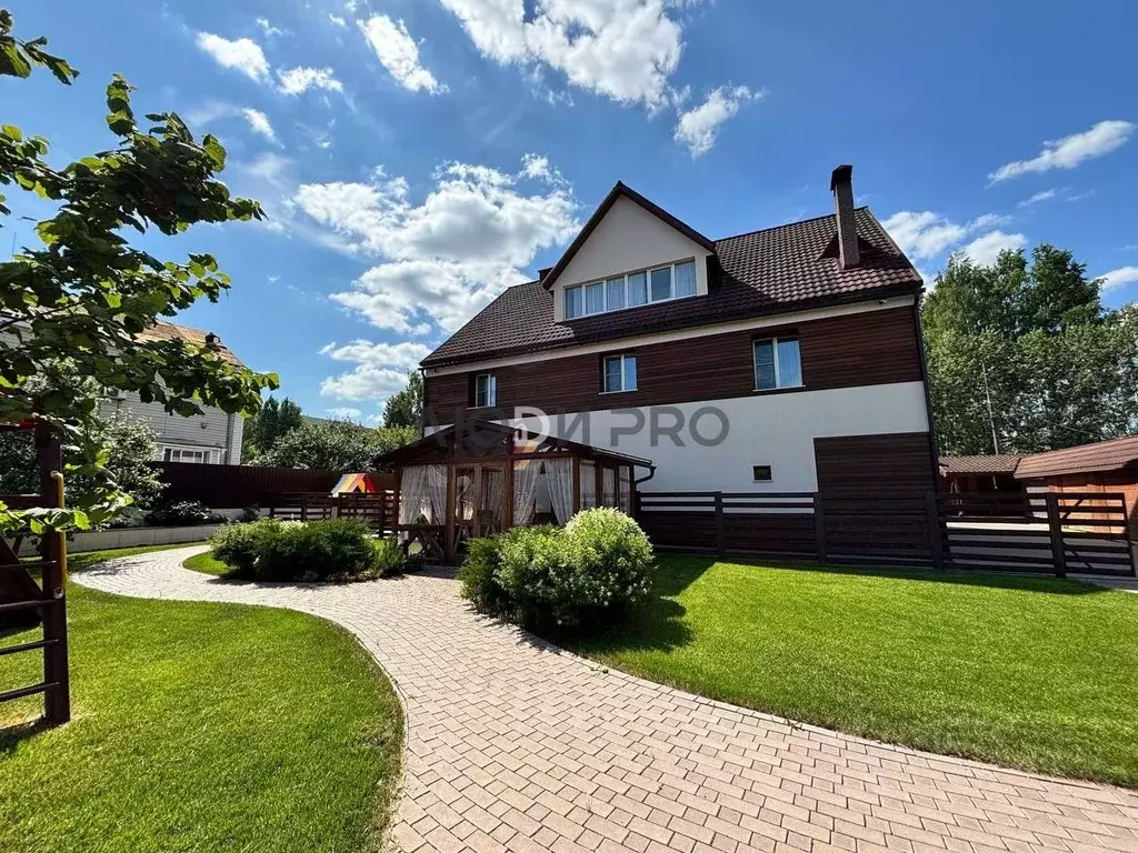 Дом в Кировская область, Киров ул. 4-й Пятилетки, 95 (300 м) - Фото 1