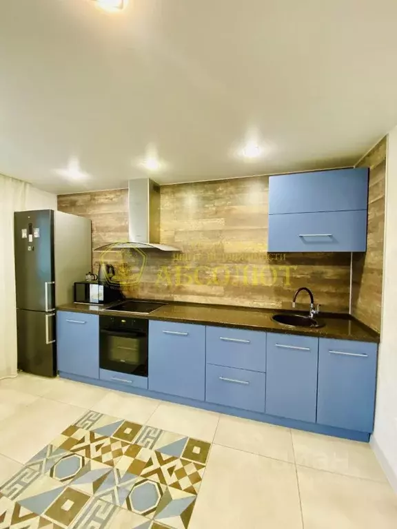 2-к кв. Свердловская область, Ревда ул. Максима Горького, 58 (61.2 м) - Фото 1