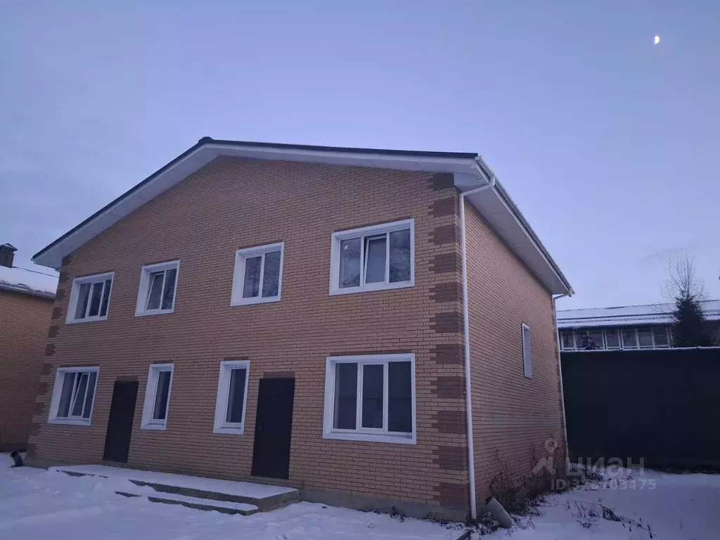 Таунхаус в Московская область, Одинцовский городской округ, д. Малые ... - Фото 1