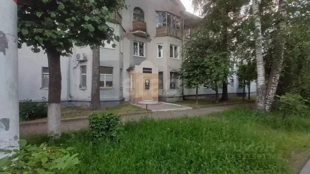 Помещение свободного назначения в Чувашия, Чебоксары пл. Победы, 1 (16 ... - Фото 1