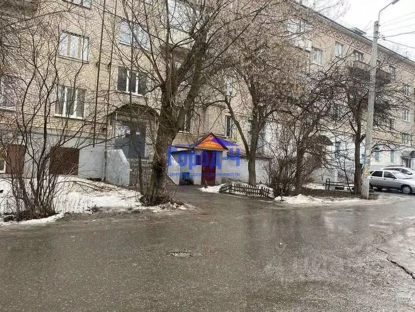 Торговая площадь в Чувашия, Чебоксары просп. Ленина, 38 (90 м) - Фото 1