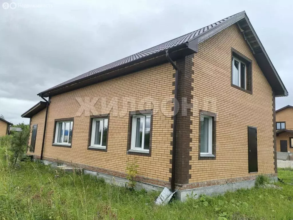 Дом в Мичуринский сельсовет, ЖСК Академический (176.9 м) - Фото 1