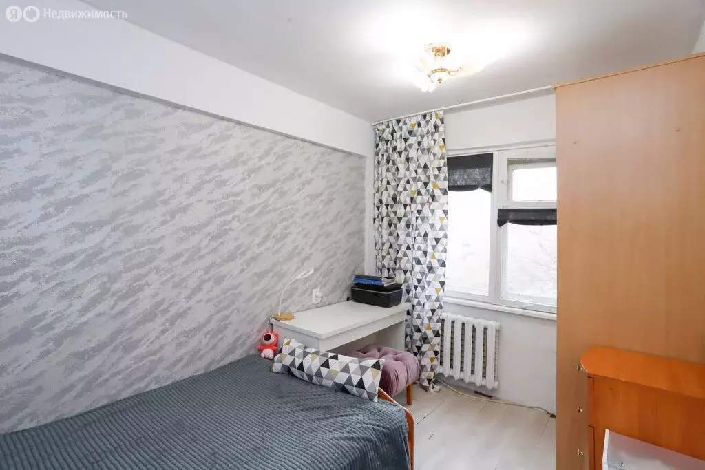 4-комнатная квартира: Иркутск, Спартаковская улица, 8 (59.8 м) - Фото 1