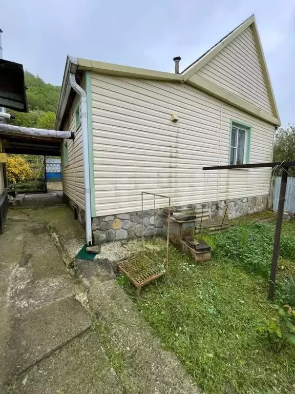 Дом в Краснодарский край, Геленджик городской округ, с. Тешебс  (35 м) - Фото 1