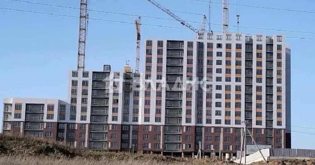 Продается 3-комнатная квартира - Фото 2