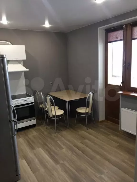 1-к. квартира, 40 м, 4/24 эт. - Фото 1