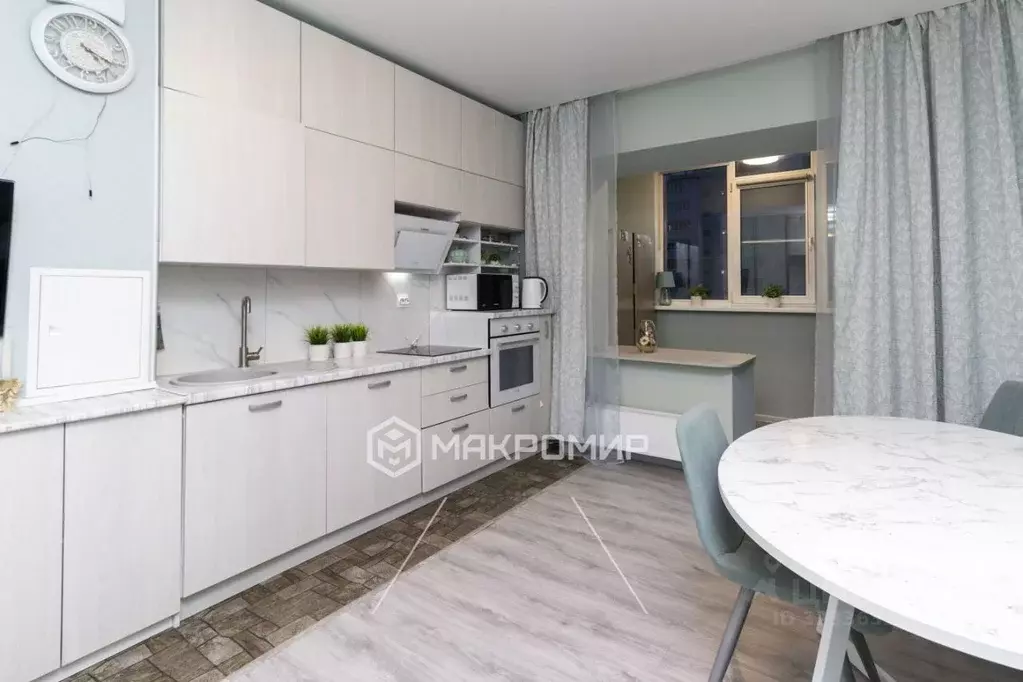 2-к кв. Ханты-Мансийский АО, Сургут Университетская ул., 25/1 (59.4 м) - Фото 1