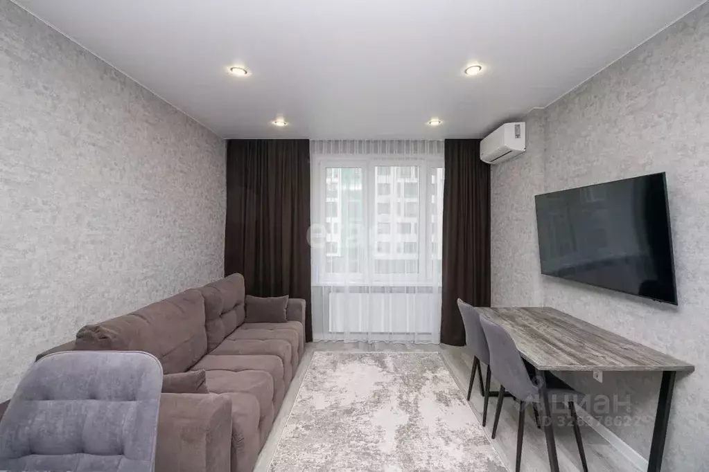 1-к кв. Тюменская область, Тюмень ул. Павла Никольского, 10 (38.4 м) - Фото 1