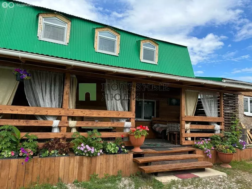 Дом в село Малая Пурга, Октябрьская улица, 50 (257 м) - Фото 1