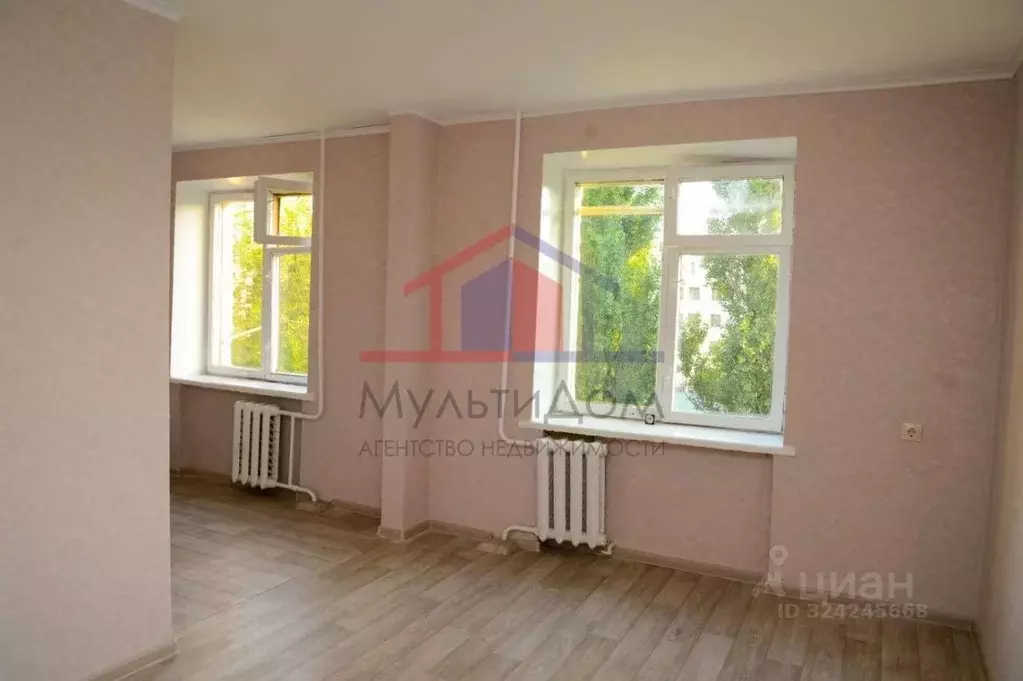 2-к кв. Белгородская область, Старый Оскол Интернациональный мкр, 12 ... - Фото 1