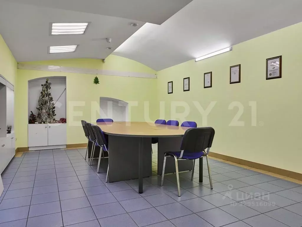 Офис в Санкт-Петербург Лифляндская ул., 6М (211 м) - Фото 1