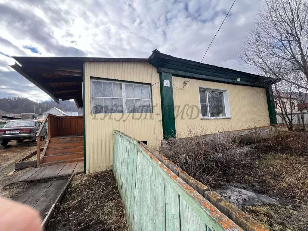 Дом в Алтай, с. Онгудай ул. Юбилейная (63 м) - Фото 1