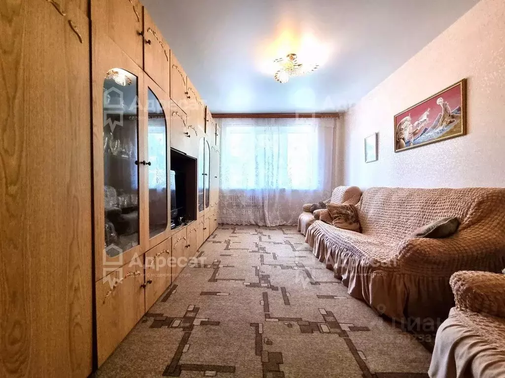 2-к кв. Волгоградская область, Волгоград ул. Менжинского, 27 (50.9 м) - Фото 0