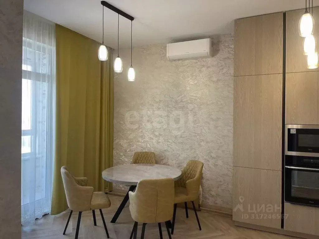 2-к кв. Удмуртия, Ижевск ул. Карла Маркса, 304А (62.0 м) - Фото 0