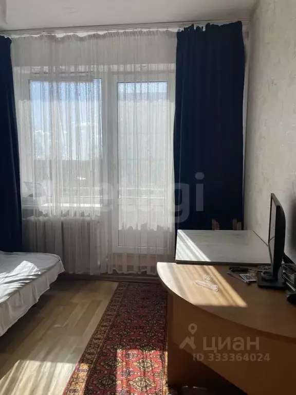 2-к кв. Псковская область, Печоры Юрьевская ул., 77 (47.1 м) - Фото 1