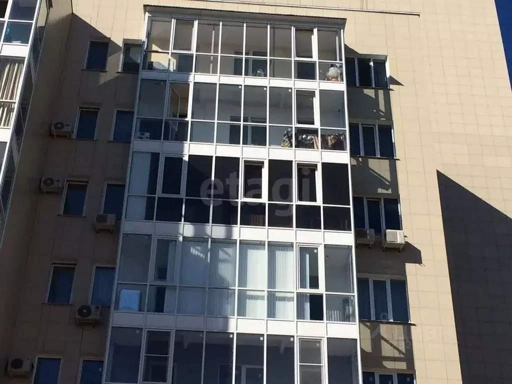 3-к кв. Белгородская область, Белгород ул. Шаландина, 4К1 (95.0 м) - Фото 0