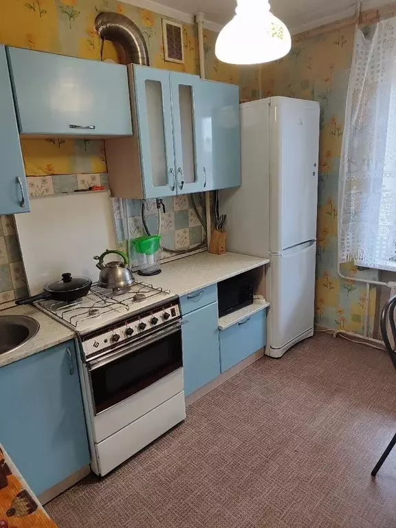 3-к кв. Новгородская область, Старая Русса ул. Латышских Гвардейцев, ... - Фото 1