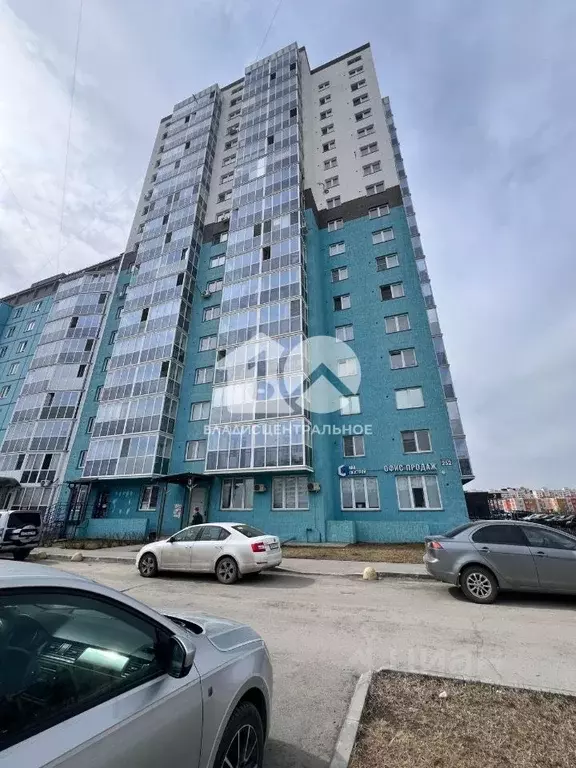 3-к кв. Новосибирская область, Новосибирск ул. Титова, 252 (70.0 м) - Фото 0