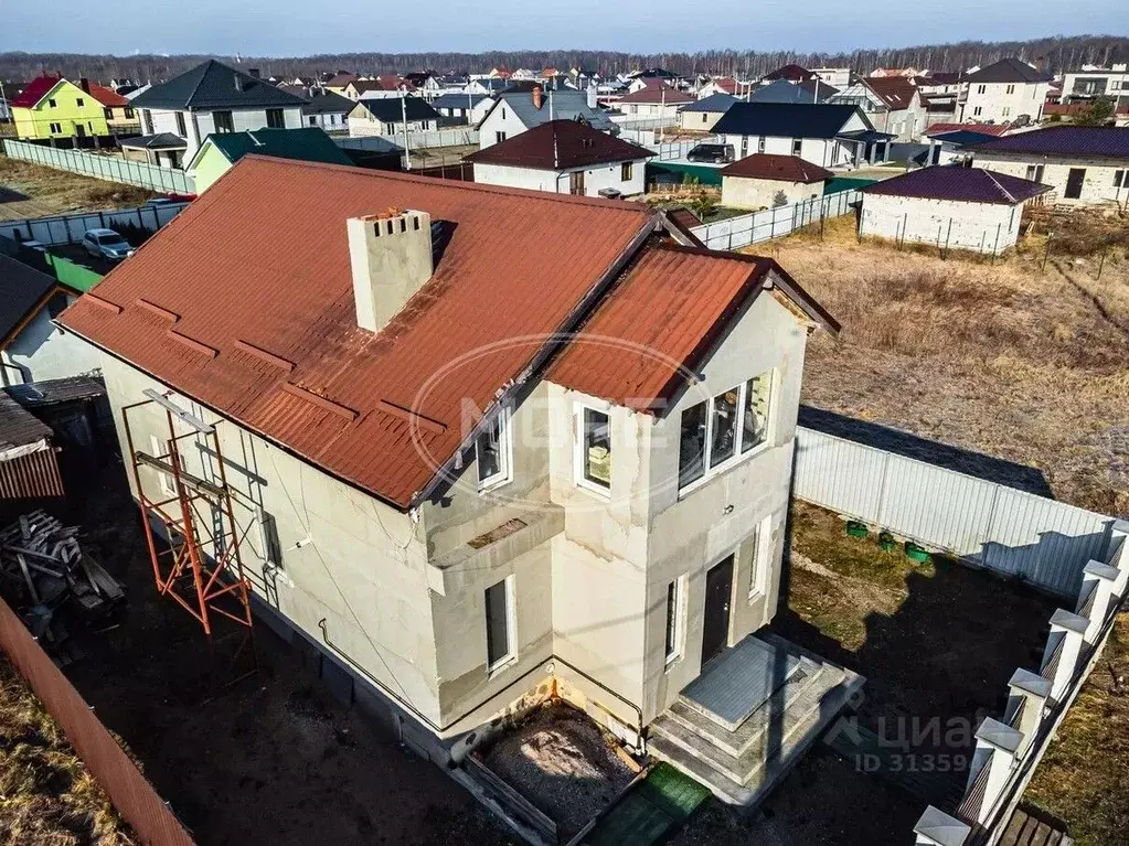 Дом в Калининградская область, Гурьевский муниципальный округ, пос. ... - Фото 0