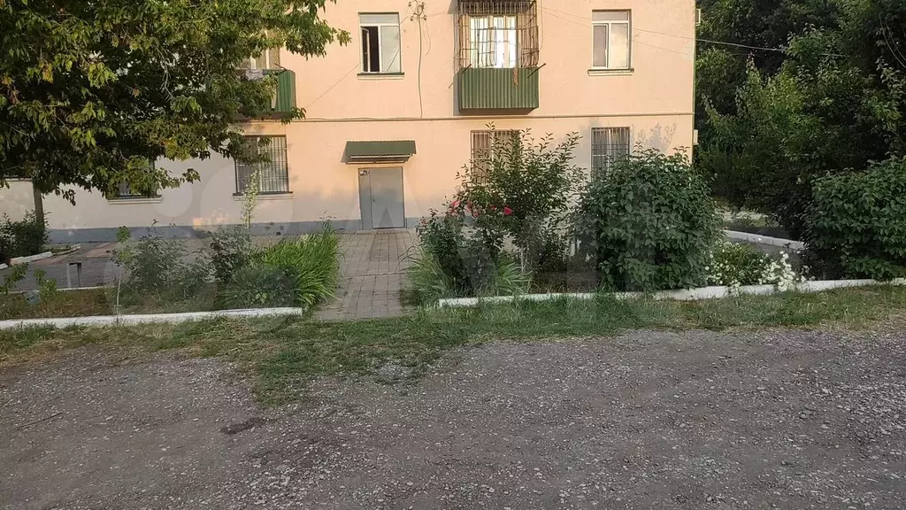 3-к. квартира, 53 м, 1/1 эт. - Фото 0