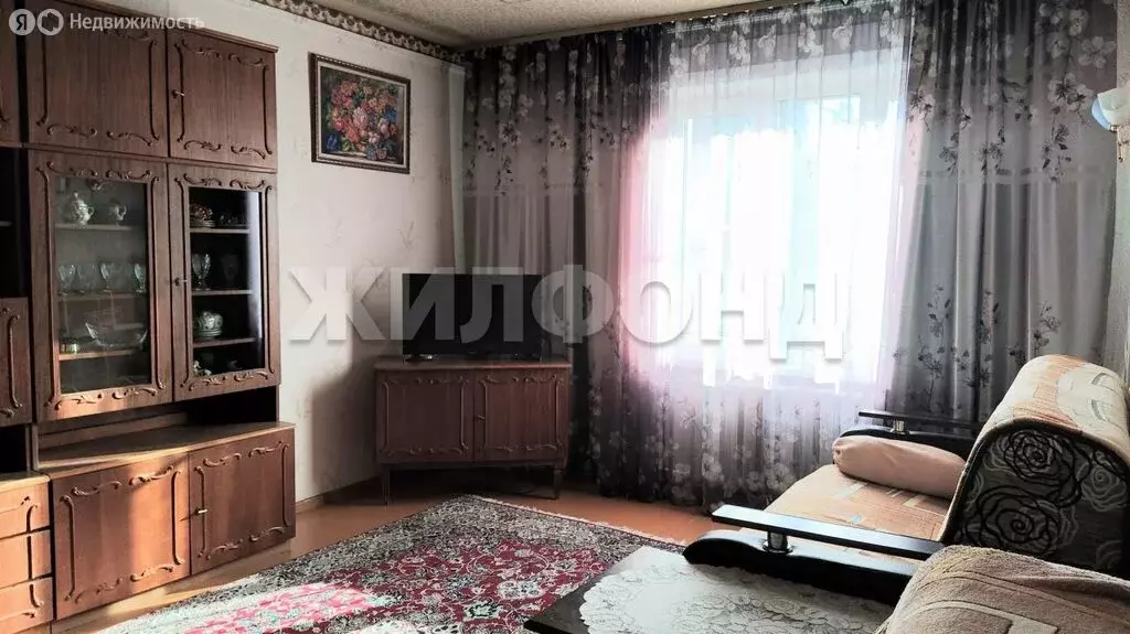 3-комнатная квартира: Обь, улица ЖКО Аэропорта, 25 (54.2 м) - Фото 1